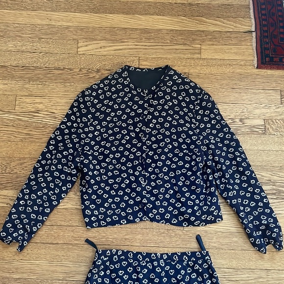 Silk skirt and matching top - Picture 2 of 12